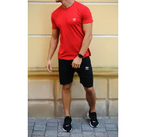 Красная футболка и черные шорты с брендами (Nike, Adidas, Reebok, Under Armour, Jordan, Fila, Puma)